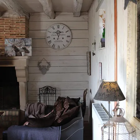 Charmante Pres Du Mans Avec Terrasse Et Cadre Bucolique - Fr-1-410-203 بيت للعطل *